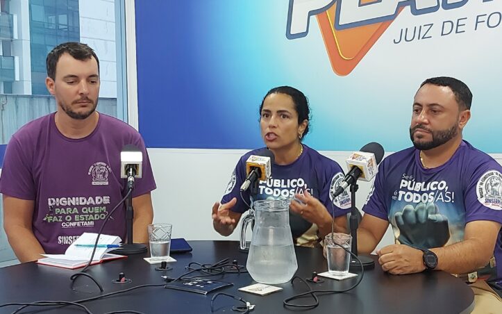 Debate play hits 19.12